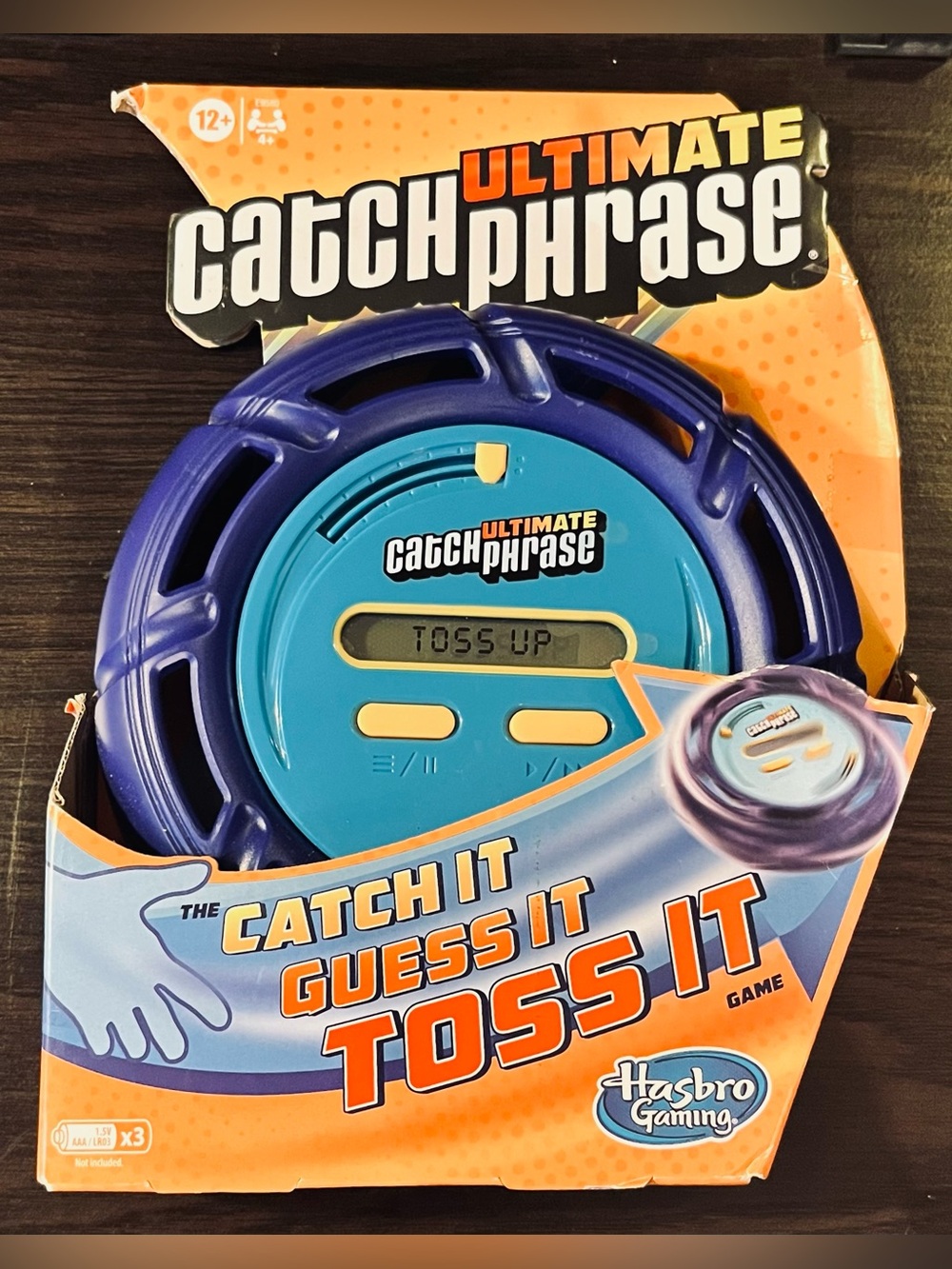 Ultimate Catch Phrase, electronic party word-guessing game by Hasbro Gaming